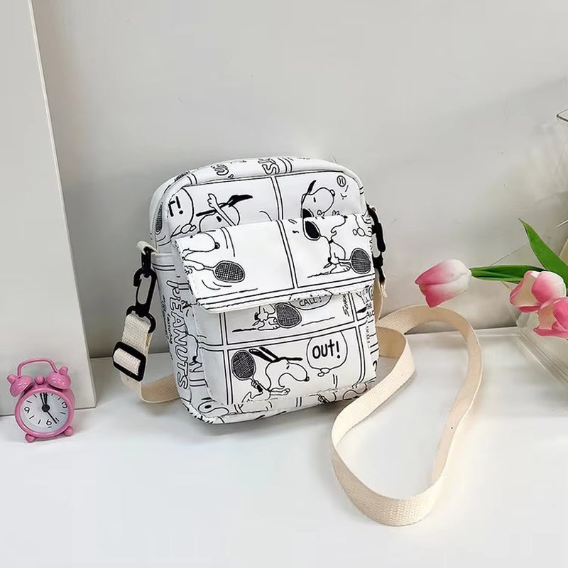 Cartoon Cute Snoopy Woman Shoulder Bag Girl Snoopy Pattern Nylon Crossbody Bag Large Capacity Lipstick Coin Storage Shoulder Bag