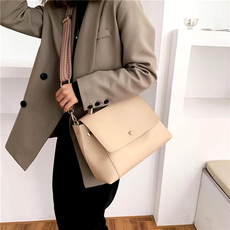 Ladies Casual Big Bags 2022 New Style Ladies Bags Fashion Handbags Solid Color Leather Ladies Bags Designer Style Women'S Bags