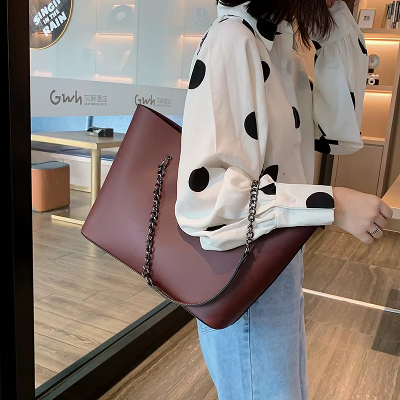 Luxury Designer PU Leather Shoulder Bags for Women Chain Large Capacity Handbags Travel Hand Bag Female Big Tote Bags Bolso