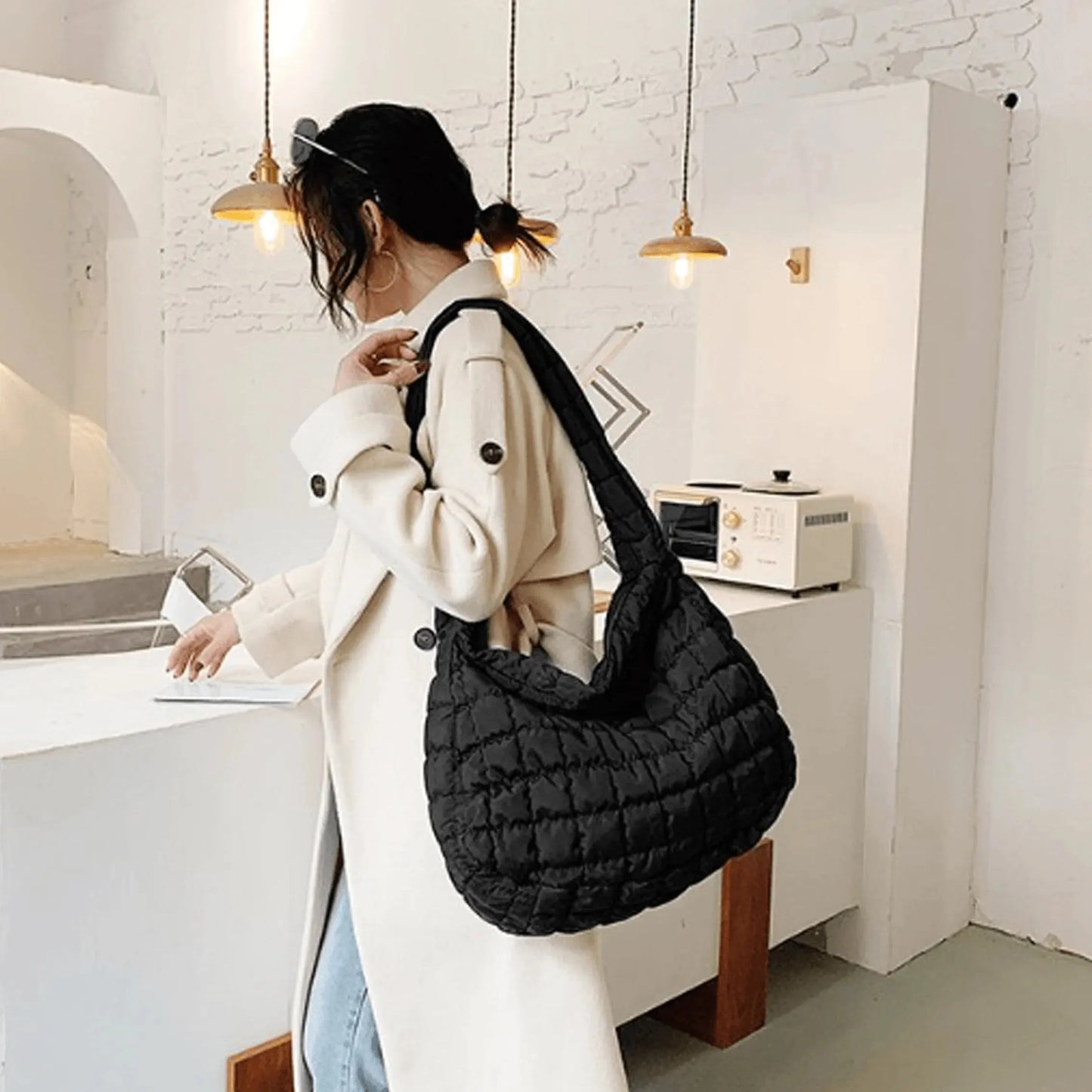 Fashion Tote Handbags for Women Black Large Capacity Soft Rhombus Bags Quilted Shoulder Bag Purse for Travel Shopping