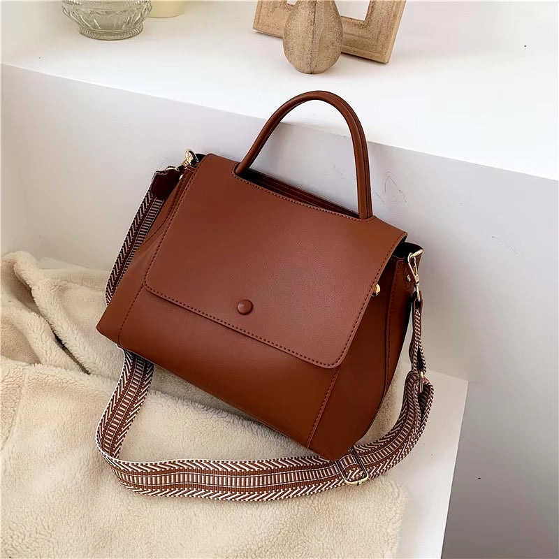 Ladies Casual Big Bags 2022 New Style Ladies Bags Fashion Handbags Solid Color Leather Ladies Bags Designer Style Women'S Bags