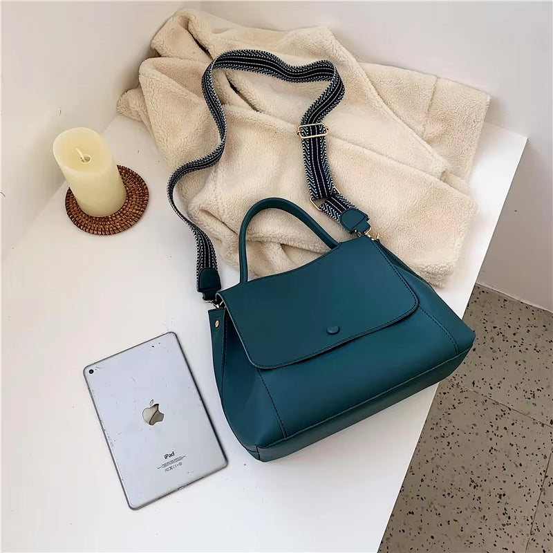 Ladies Casual Big Bags 2022 New Style Ladies Bags Fashion Handbags Solid Color Leather Ladies Bags Designer Style Women'S Bags