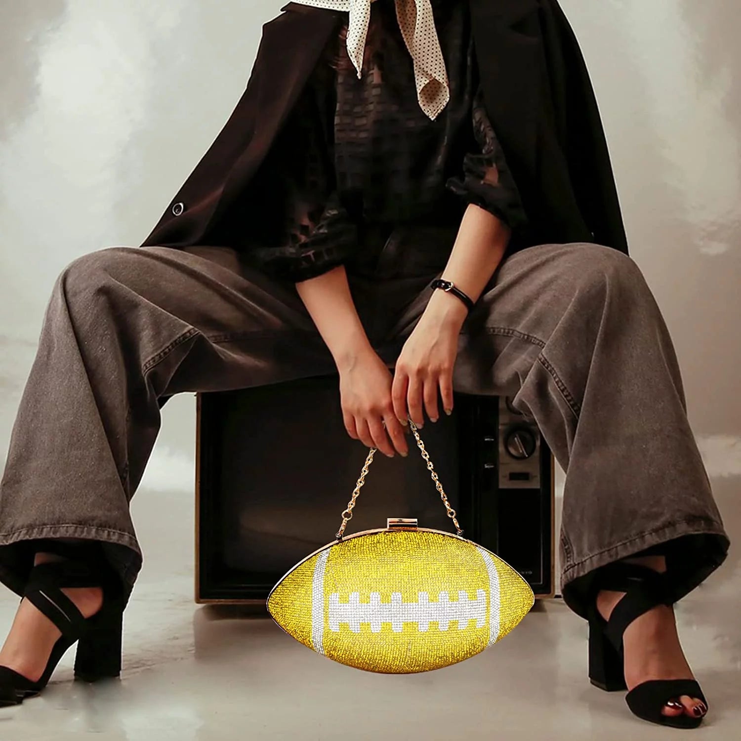 Football Bling Purse Rhinestone Clutch Purses for Women Crystal Ball Purse Rugby Ball Shaped Bag with Shoulder Chain