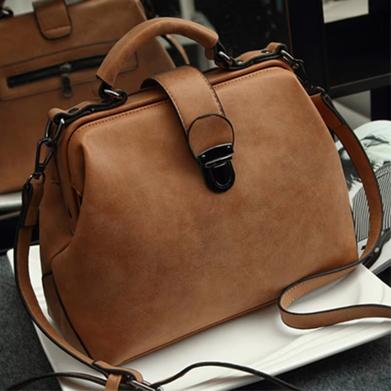 Fashion New Retro Women Doctor Bag 2024 Mobile Messenger Shoulder Clutch Large Capacity Ladies Scrub Leather Leather Handbag